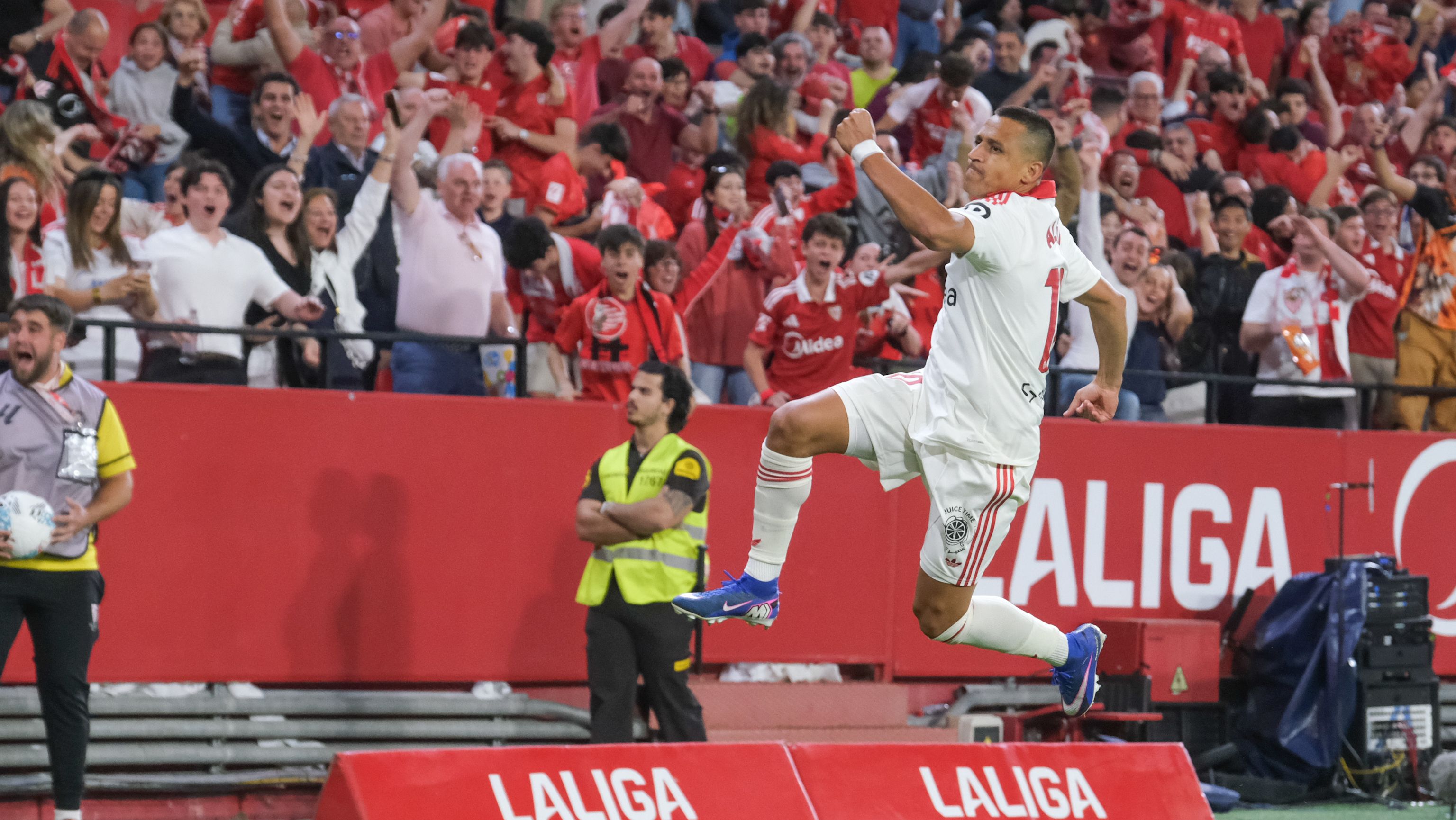 Del gol "con el corazón" de Alexis Sánchez al sufrimiento de Carmona: "Solo Dios lo sabe"