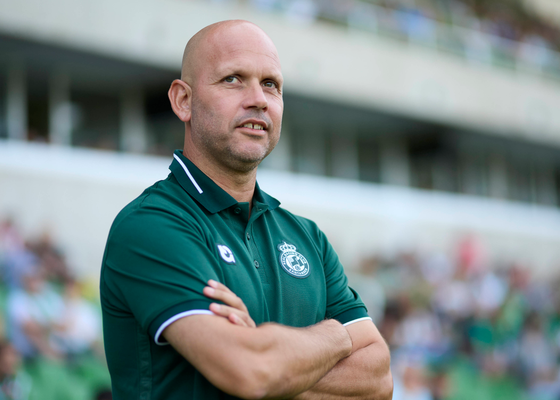 José Alberto, técnico del Racing de Santander, no viajará a Castellón tras ser intervenido por una complicación vascular