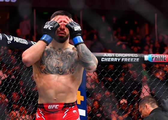 Makhachev destrona a Ilia Topuria en la UFC