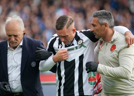 Deulofeu, sin cartílago ni menisco, va dejando atrás su calvario y comienza a sonreir: "Para intentar superarlo, tu hogar debe estar lleno de paz y amor cada mañana"