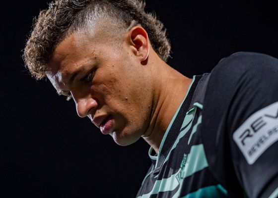Deossa admite que espera "muchísimo más" y lamenta la plaga de lesiones del Betis: "Van a estar de baja un tiempo"