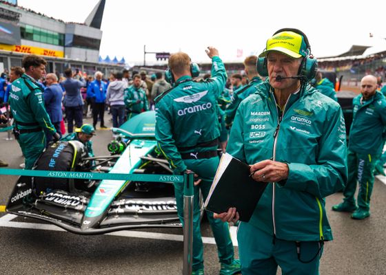 Adrian Newey revela los avances del Aston Martin de Fernando Alonso para 2026: "﻿Estamos en transformación y crecemos rápidamente"