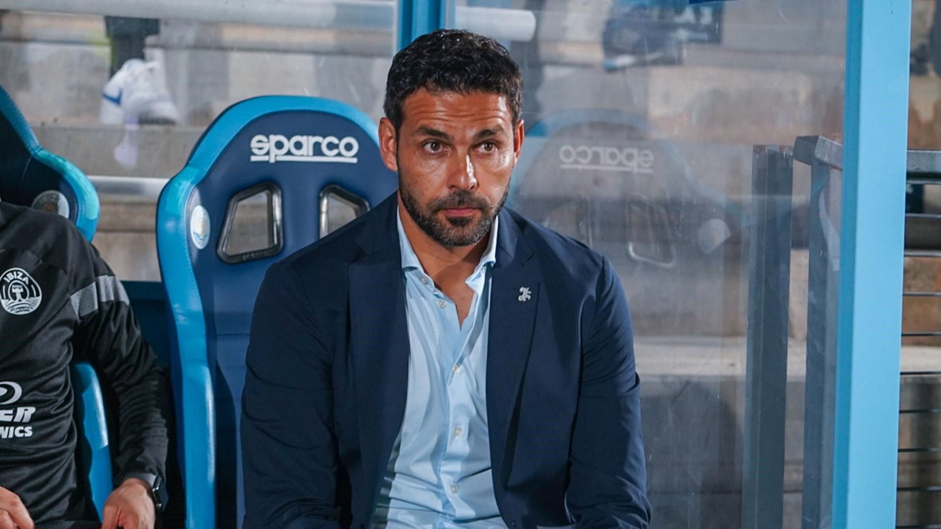 El Huesca se mueve y ya tiene nuevo entrenador