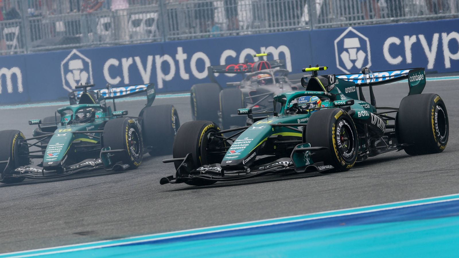 La otra liga que domina Fernando Alonso y en la que cautiva a todos