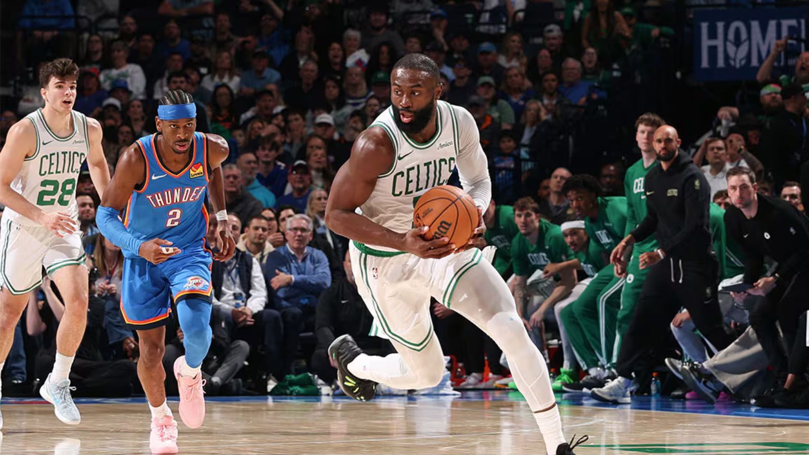 Hugo González tutea a un Gilgeous-Alexander que acaba con el mito Wilt Chamberlain