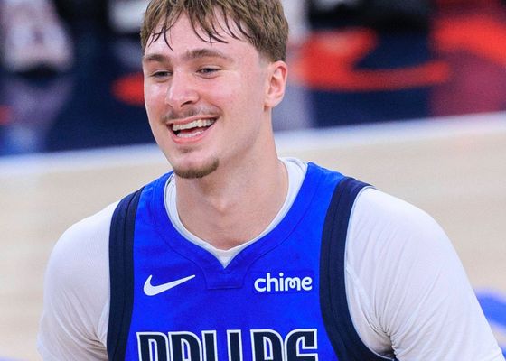 Cooper Flagg iguala a Michael Jordan y se coloca tras LeBron James para coronarse Novato del Año