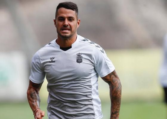 Vitolo sorprende con su vuelta a la competición