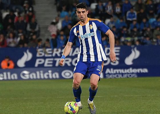 El Zaragoza se cruza en el objetivo de Sporting y Valladolid
