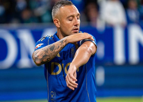 Santi Cazorla defiende a Xabi Alonso: "Cuando no se gana hay ruido, y en el Real Madrid más. Le veo tranquilo"