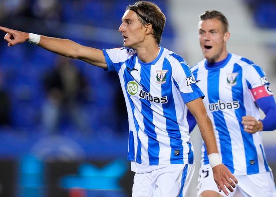Frena su fichaje por el Zaragoza y el Deportivo