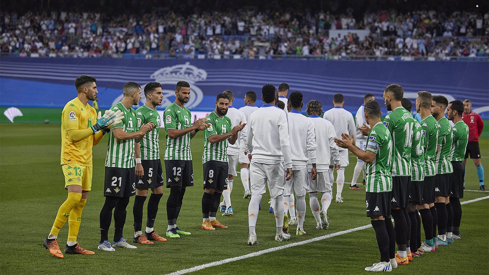 Cuando el respeto no se discute: el pasillo como polémica innecesaria