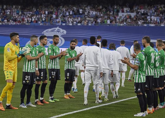Cuando el respeto no se discute: el pasillo como polémica innecesaria