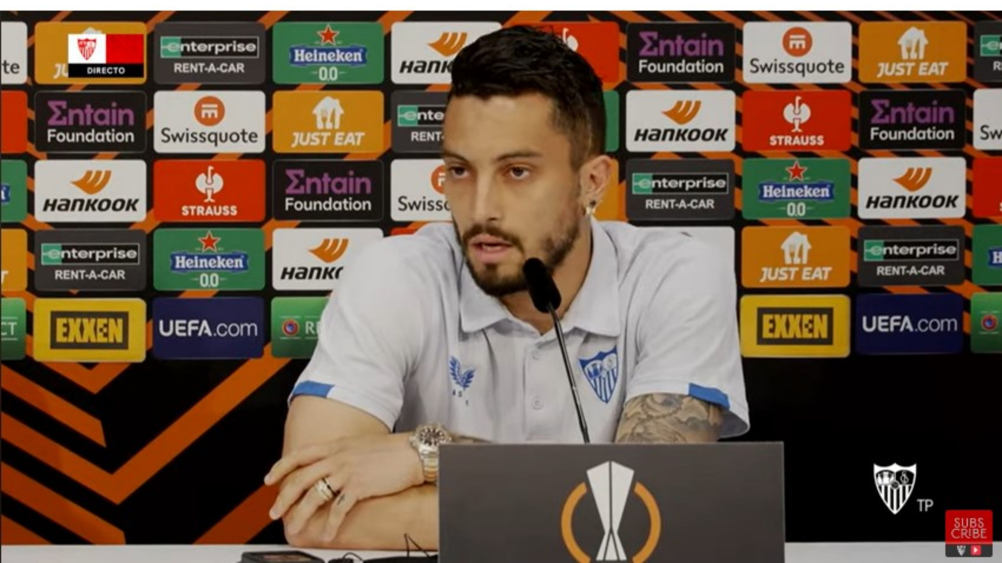 Alex Telles y su futuro en el Sevilla: "Eso depende lo que haga ahora"