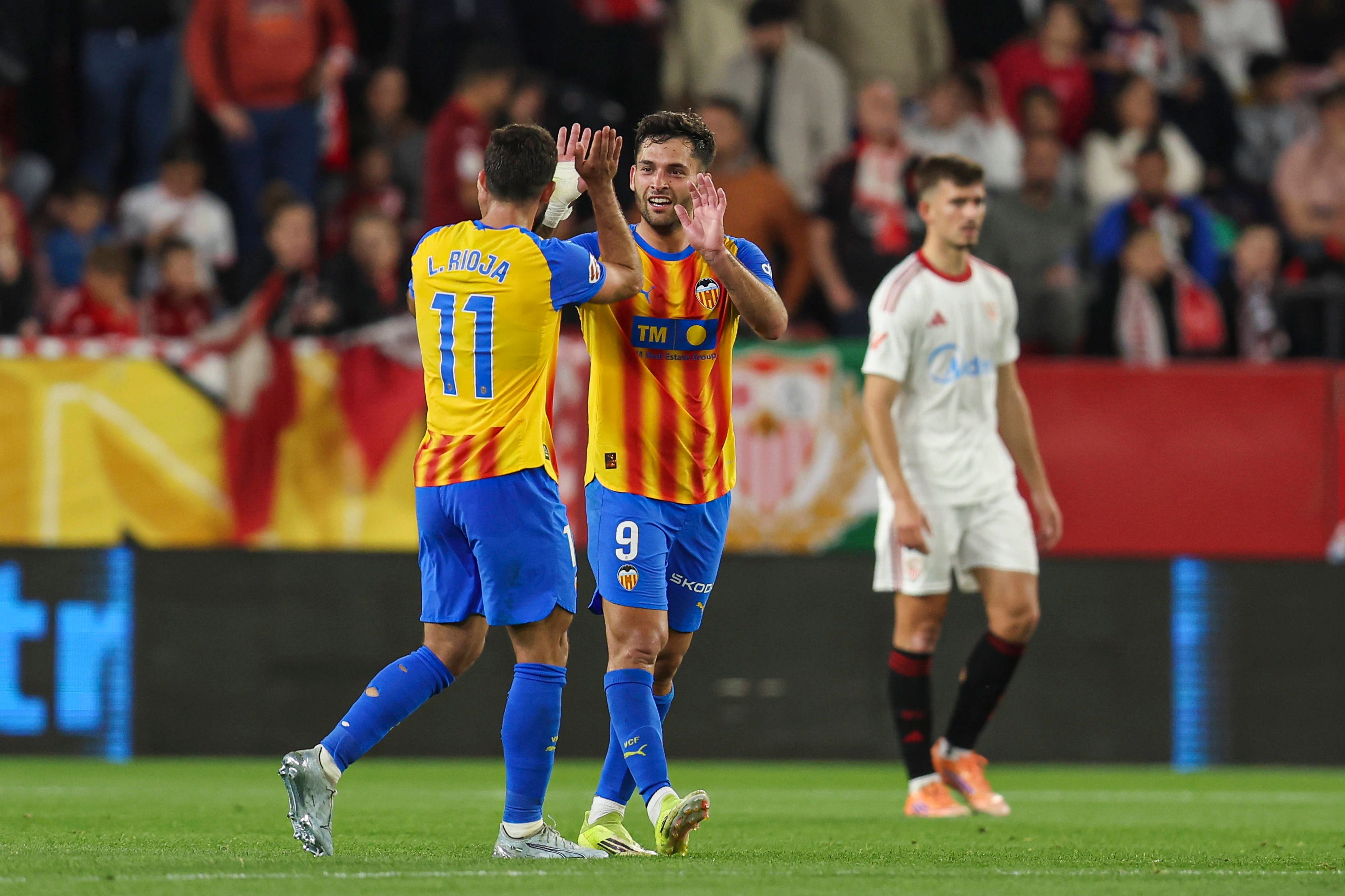 Ni Oyarzabal, ni Borja Iglesias, ni Ferrán Torres... el maximo goleador español pasa desapercibido para Luis de la Fuente