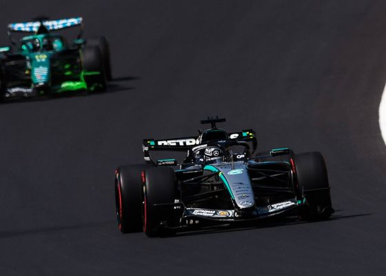 Entre Mercedes y McLaren anda el juego con Fernando Alonso en la sombra