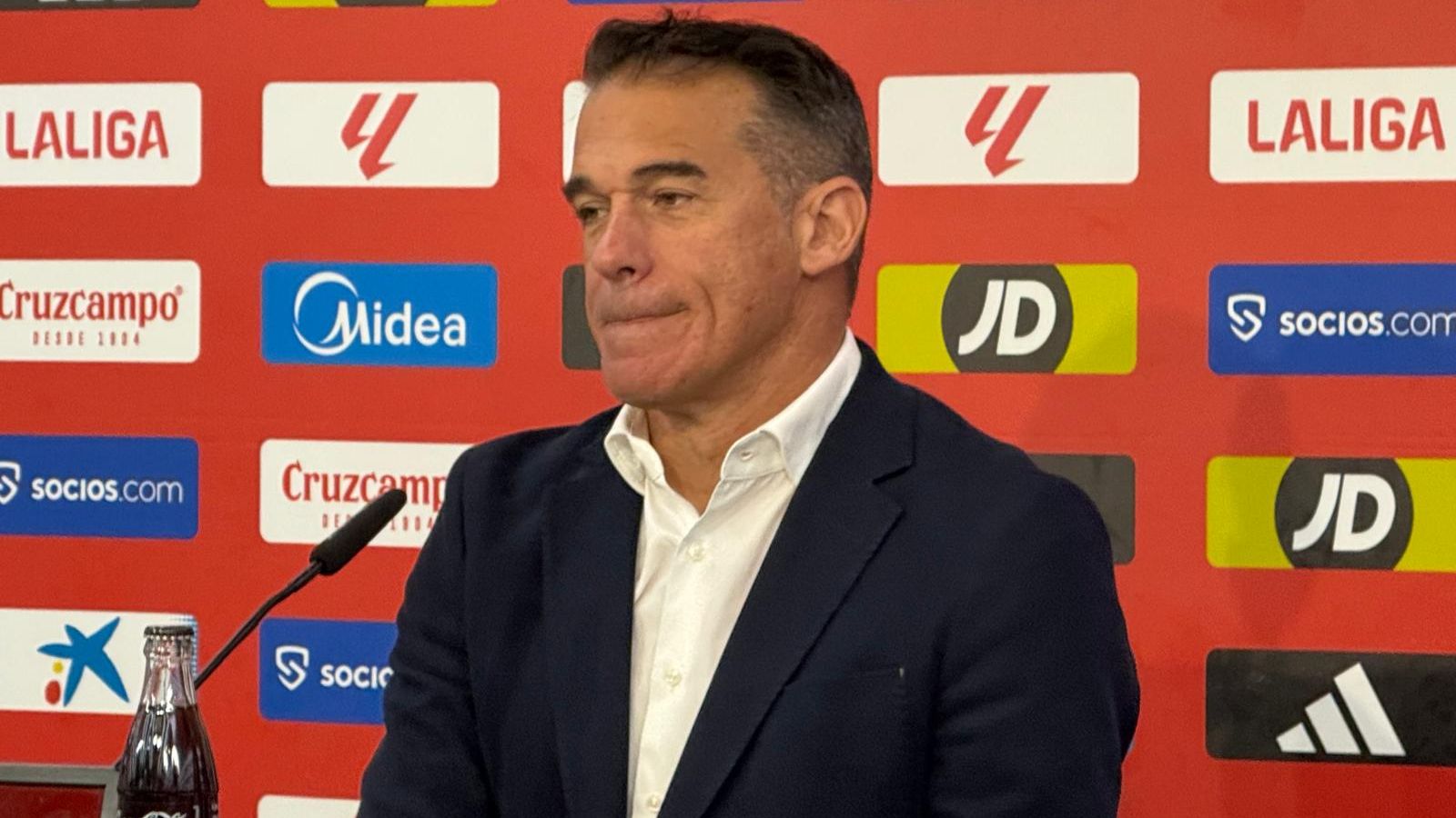 Los detalles del contrato de Luis García Plaza con el Sevilla FC: "Tiene sus cositas" 
