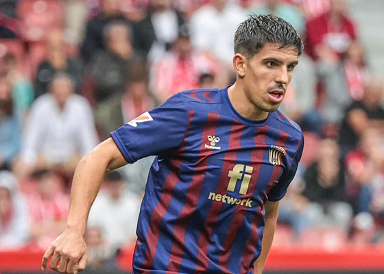 Granada, Almería y Burgos pelean un fichaje