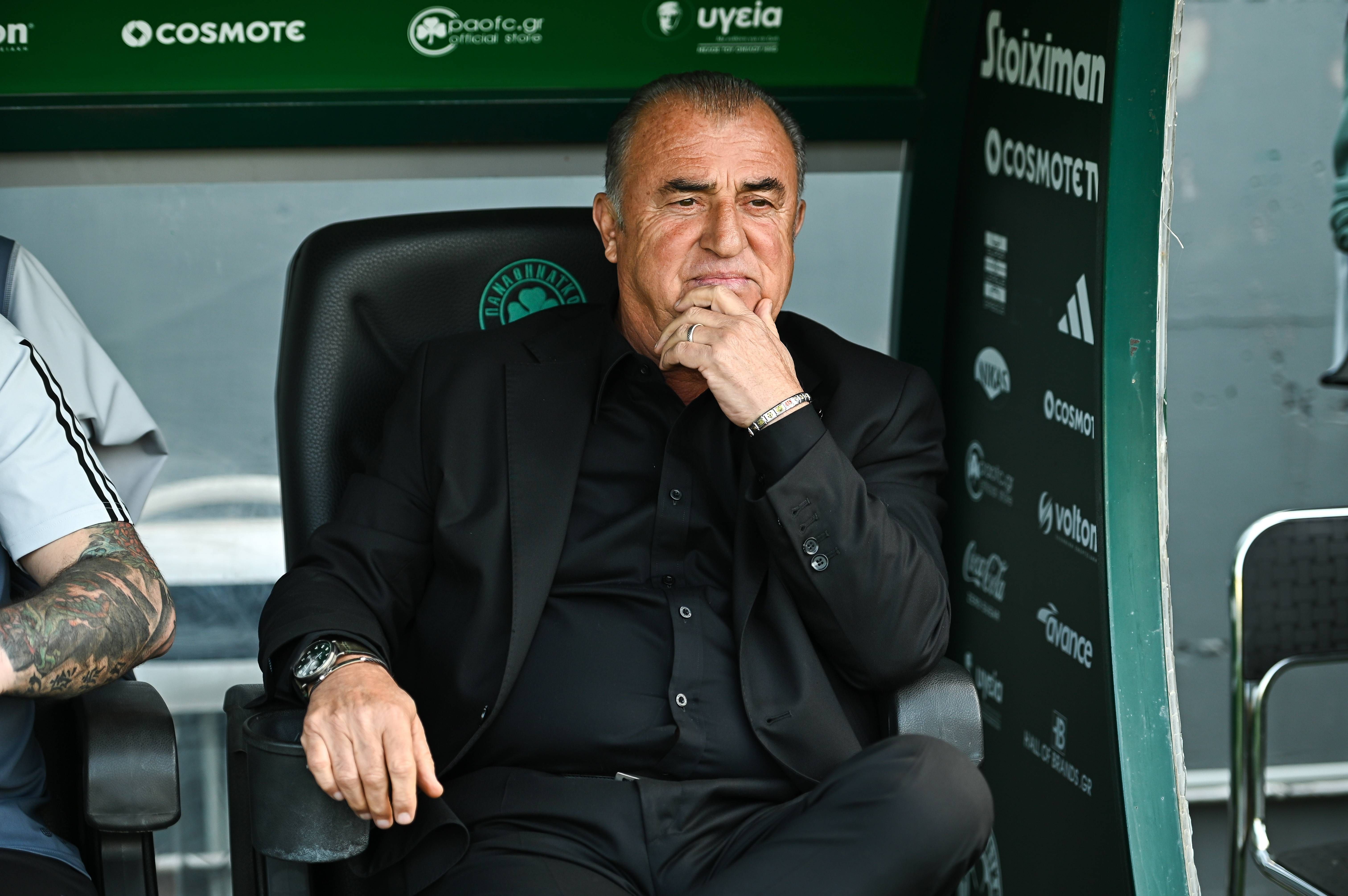 Contrato millonario a Fatih Terim por seis meses