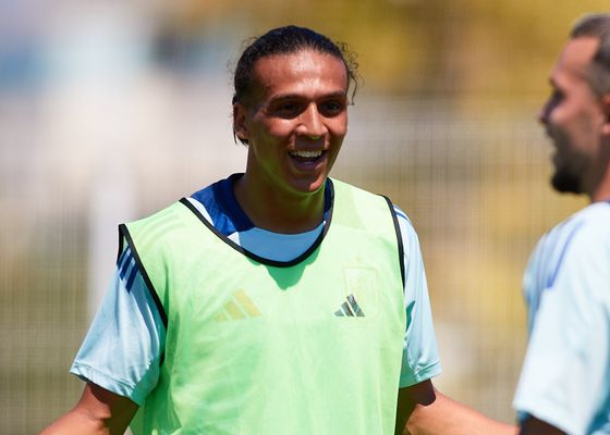 Yanis Senhadji rectifica y apuesta fuerte