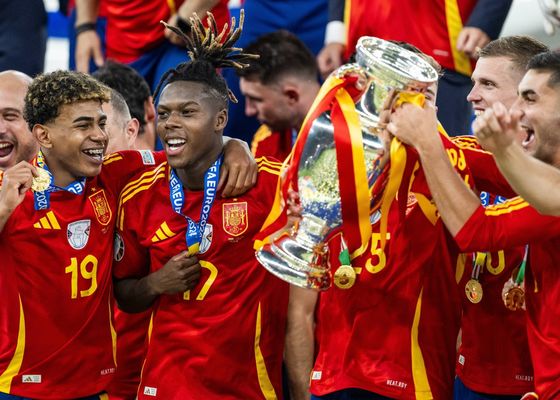 Rendidos a la Selección española