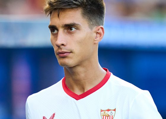 La afición del Sevilla deja a Gattoni en el limbo