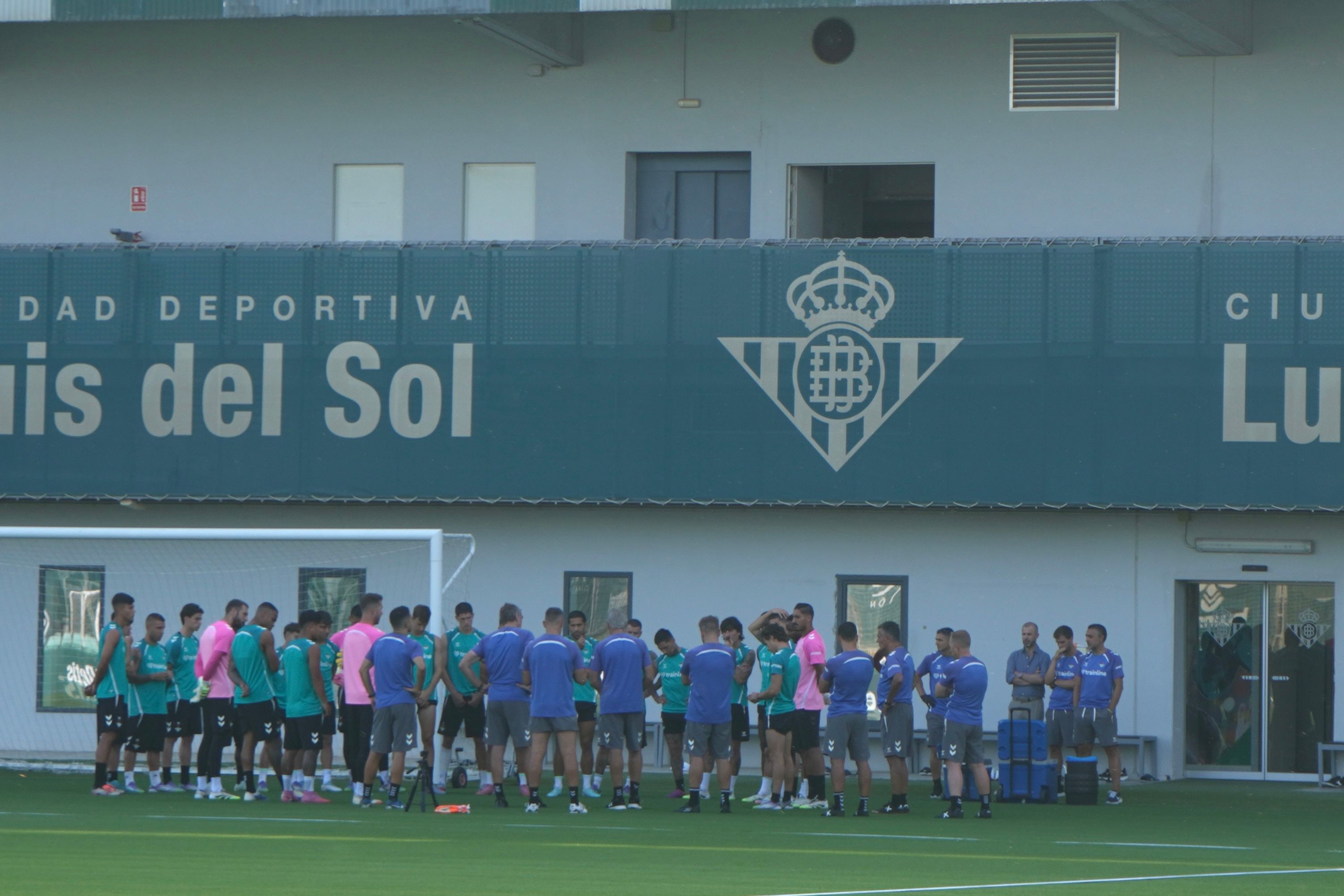 Fajardo presencia la primera conjura de la temporada 