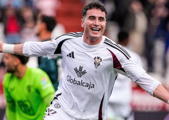 El Almería acelera por Morcillo ante el riesgo del Albacete de perderlo gratis