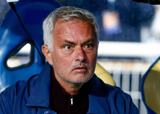 José Mourinho calienta su fichaje por el Real Madrid: "Nadie es tonto. Obviamente, algo está pasando"