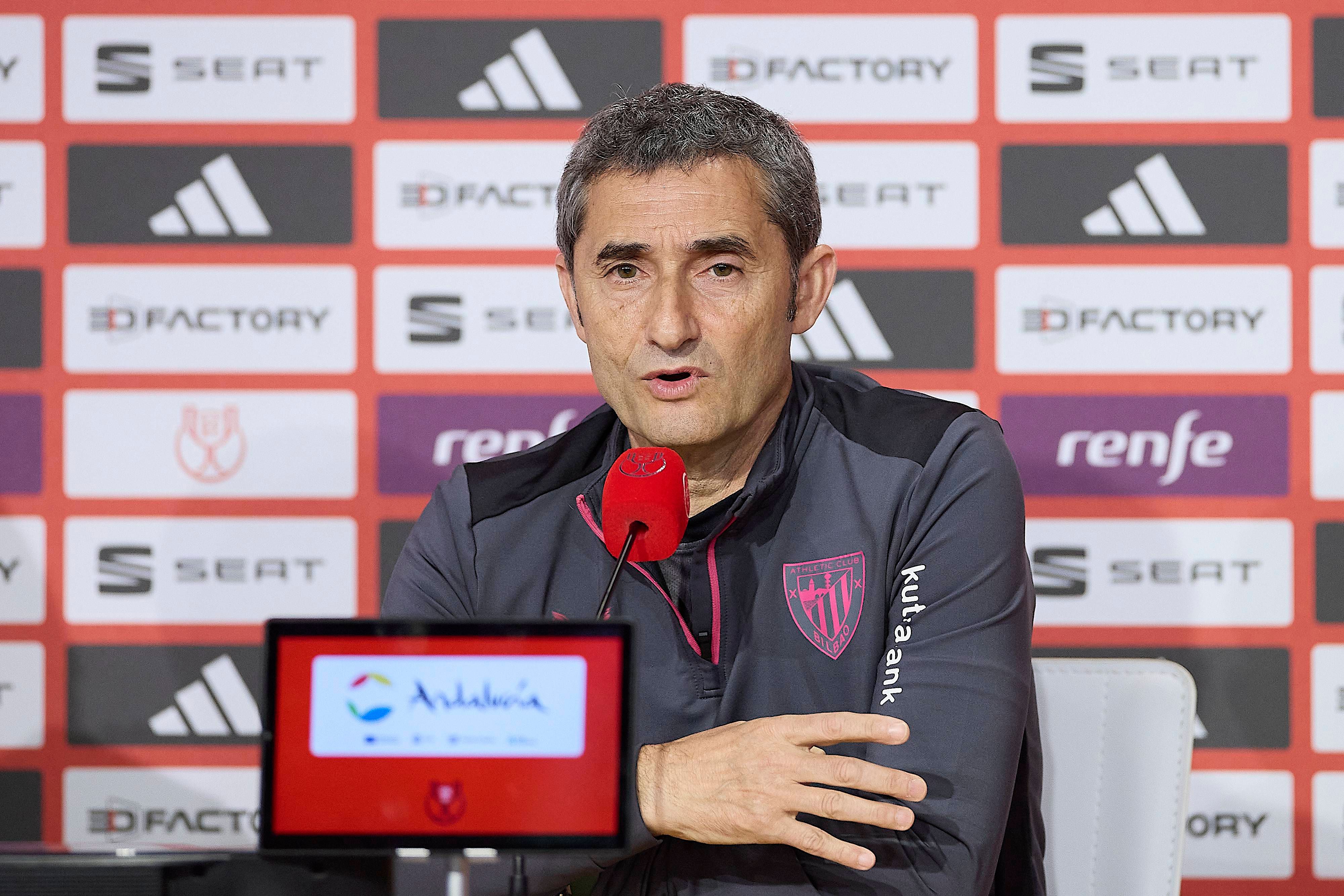 Ernesto Valverde avisa: "O aterrizamos o nos aterrizan"