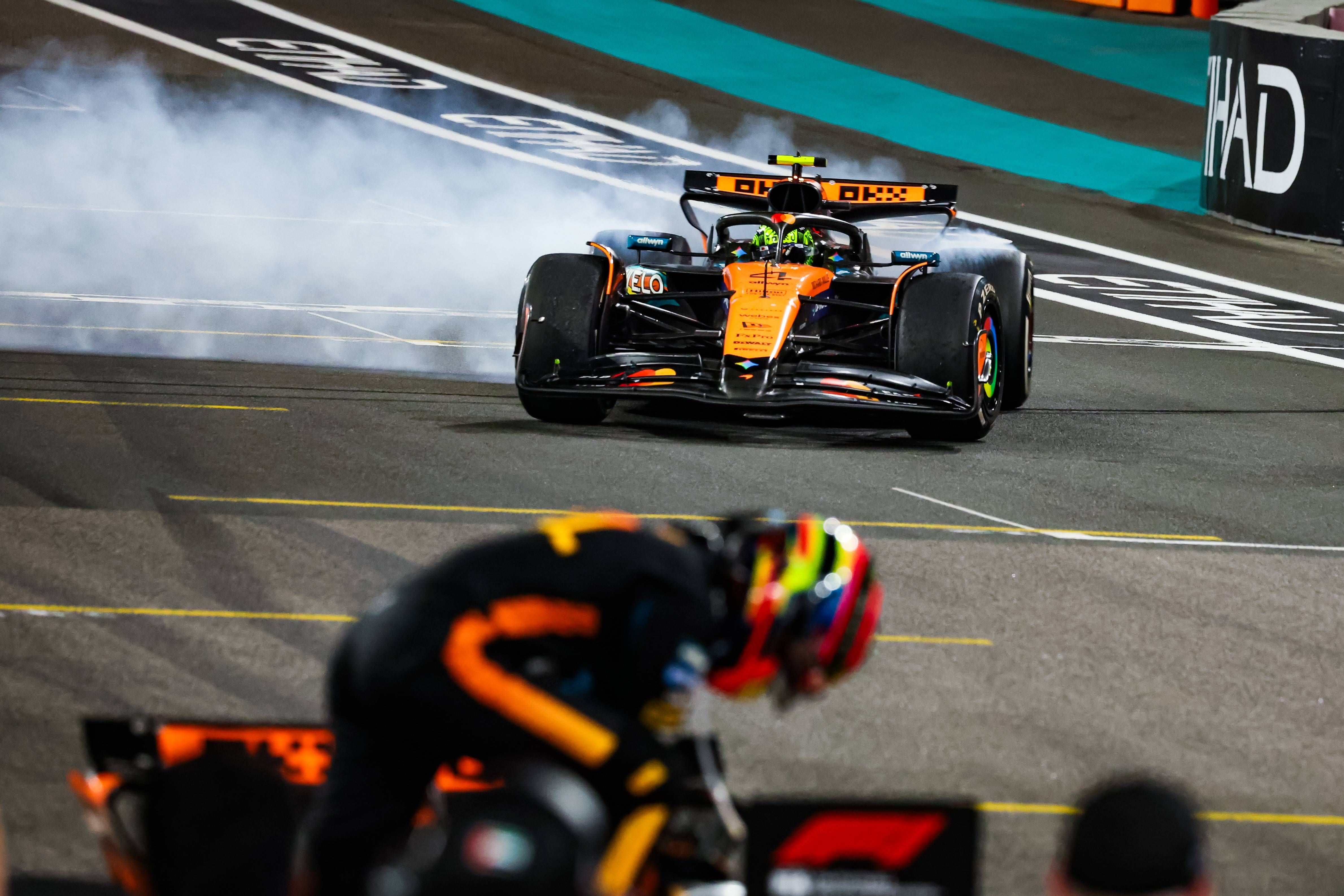 La guerra de los motores no se apaga: la FIA estudia frenar la ventaja de Mercedes