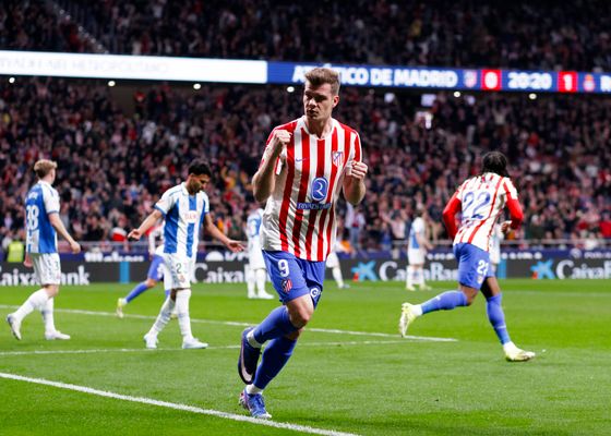 Atlético de Madrid 4-2 Espanyol: Golpe encima de la mesa de Sorloth que mantiene la crisis perica