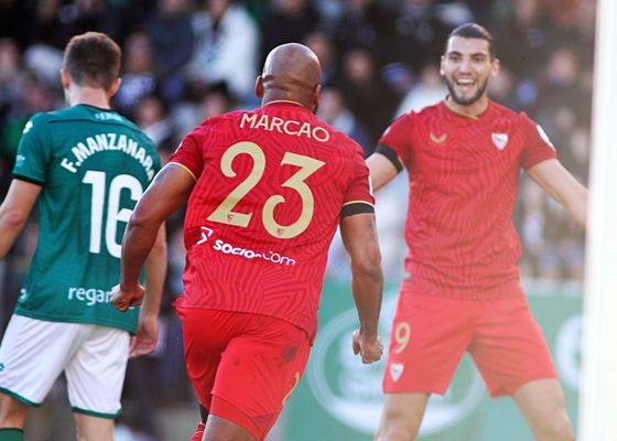 Racing Ferrol 1-2 Sevilla: De más a menos, pero aprovechando los regalos