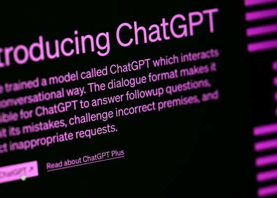 ChatGPT va a competir con Google, OpenAI planea crear un navegador con IA