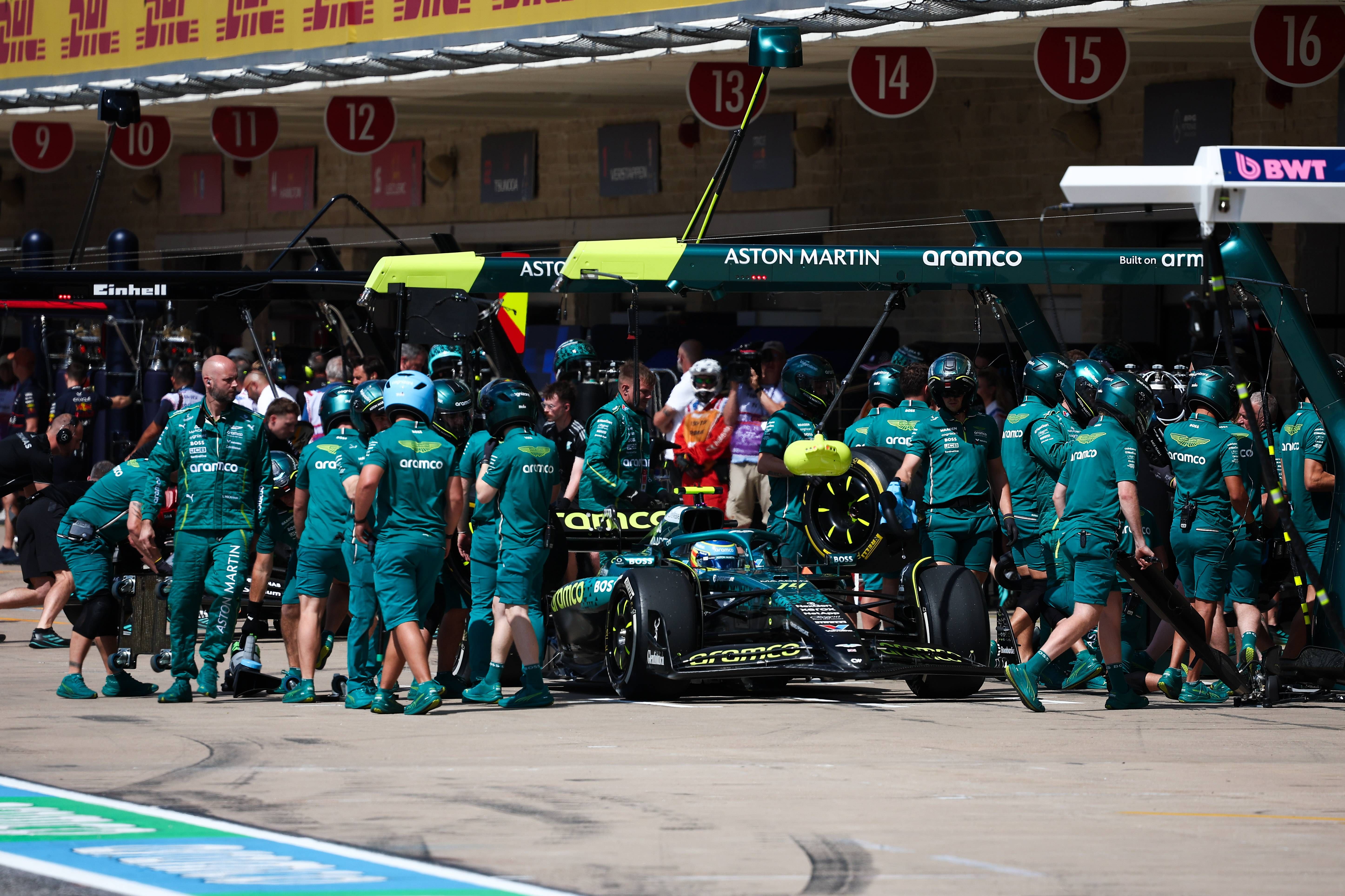 La FIA multa a Aston Martin por incumplir la normativa de F1