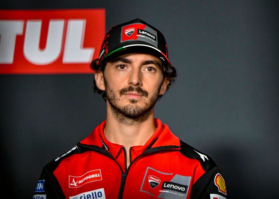 Bagnaia cierra un año inesperado en Ducati con un consejo que le cambió su mentalidad