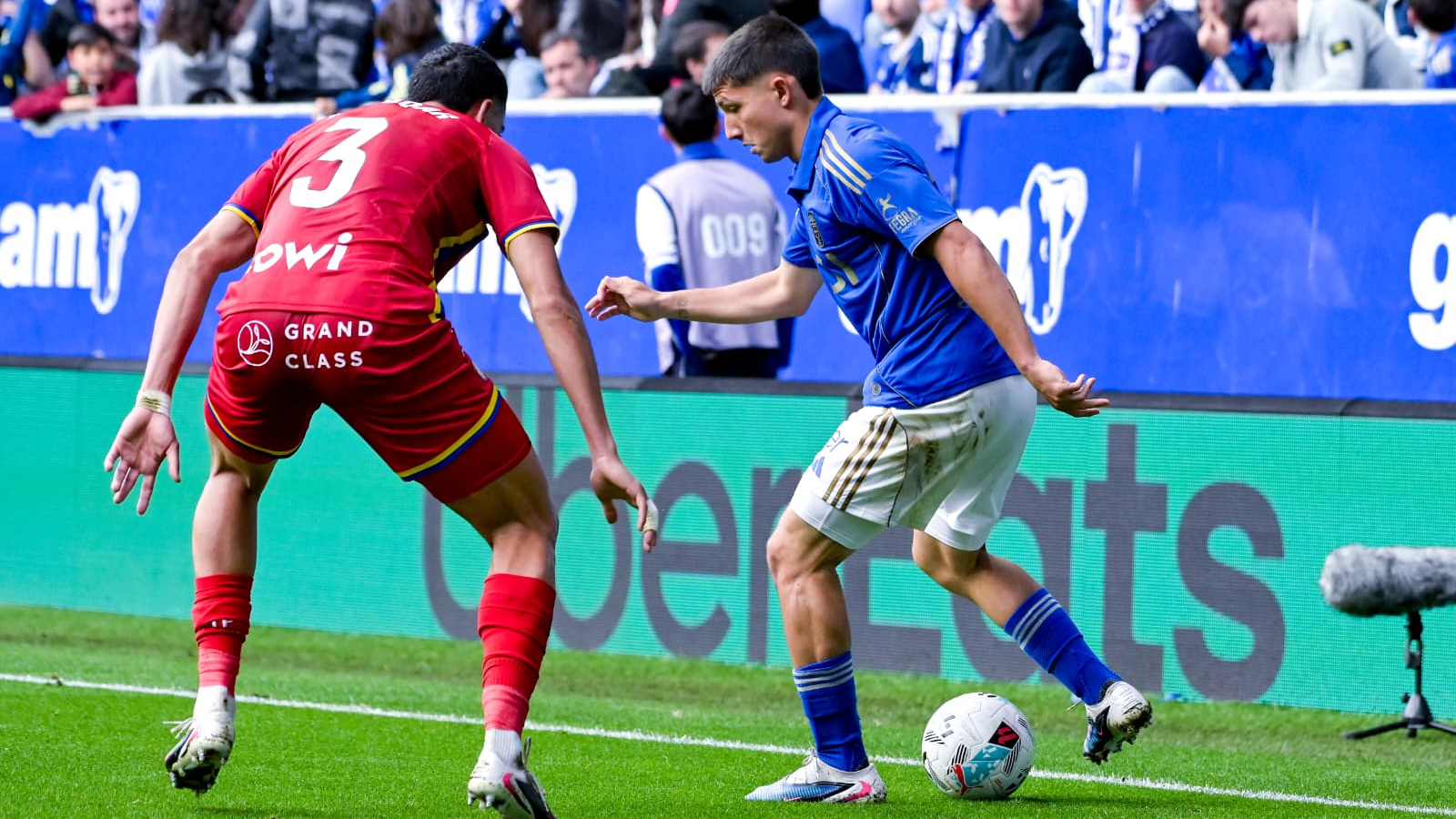 Real Oviedo 0-0 Getafe: Soporífero empate con sabor a descenso en el Carlos Tartiere