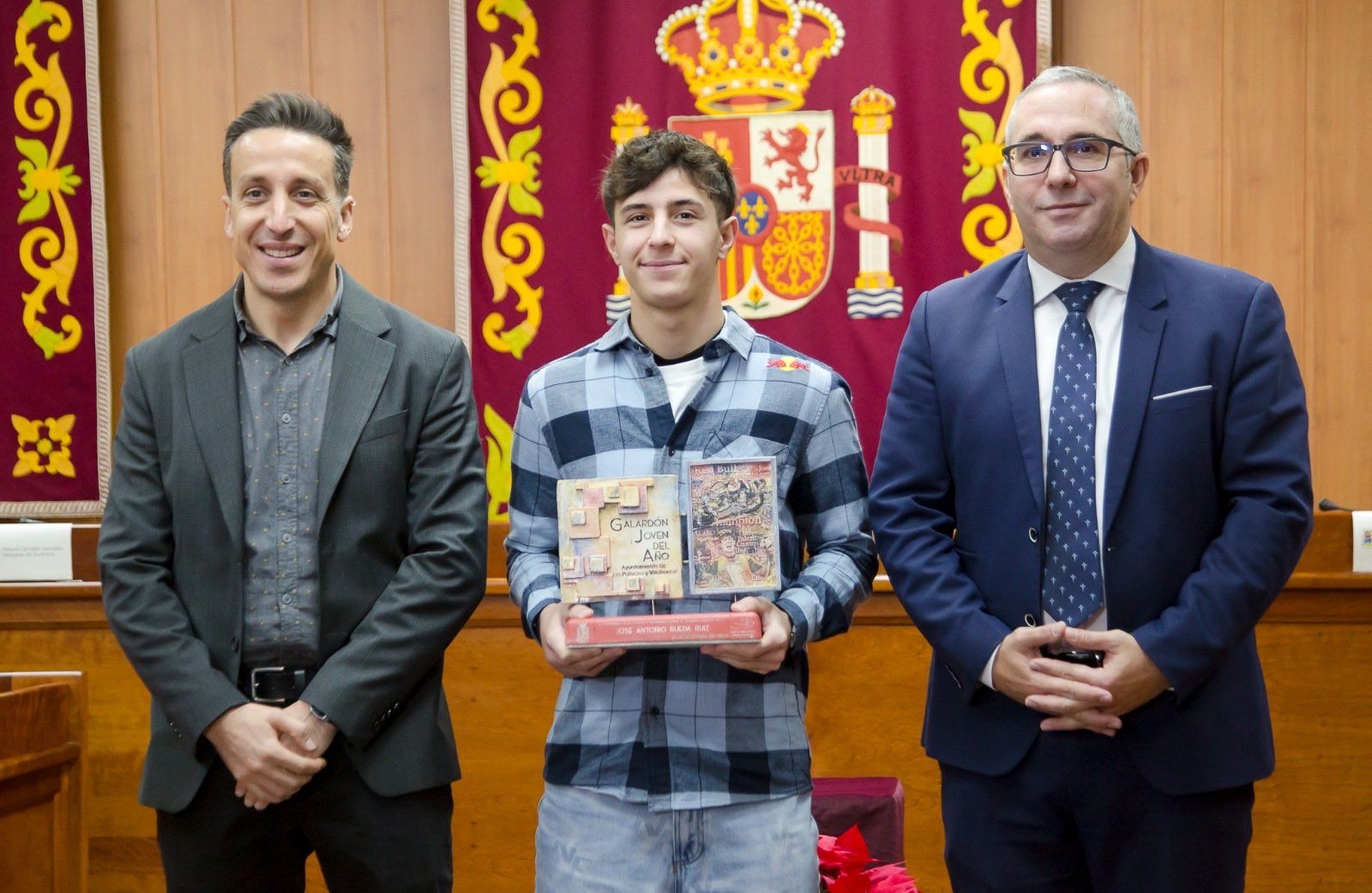José Antonio Rueda recibe su ansiado homenaje en Los Palacios