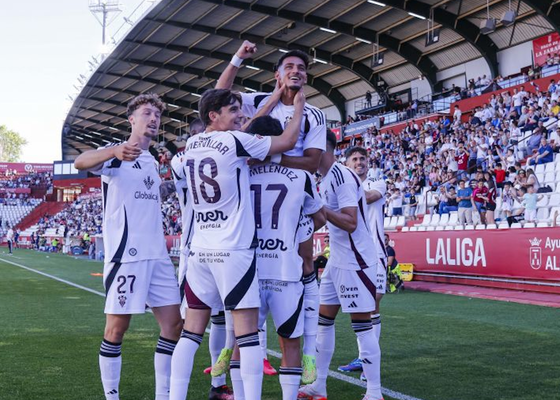 Albacete 2-0 Racing de Ferrol: Higinio enloquece al Carlos Belmonte