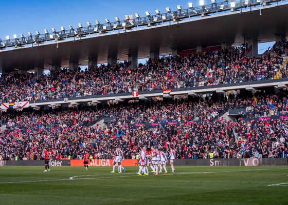 LaLiga confirma la suspensión del Rayo Vallecano - Oviedo: los motivos de la decisión tomada