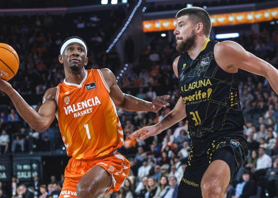 La lucha por el liderato de la ACB cae del lado del Valencia Basket