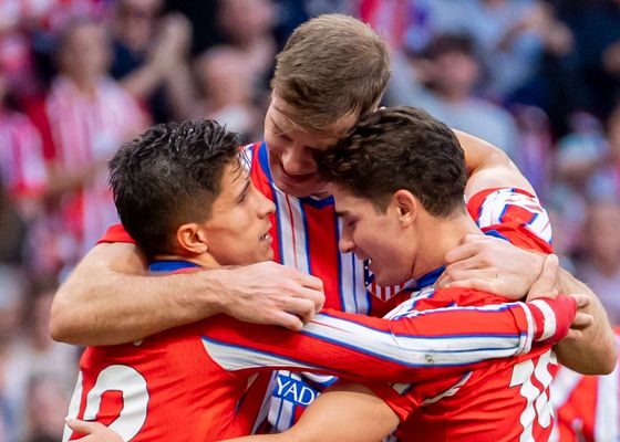 La Champions League 'revive' a Julián Álvarez, Giuliano, Sorloth y Giménez