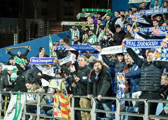 El Real Zaragoza, duramente sancionado, toma medidas con su afición en el Ibercaja Estadio