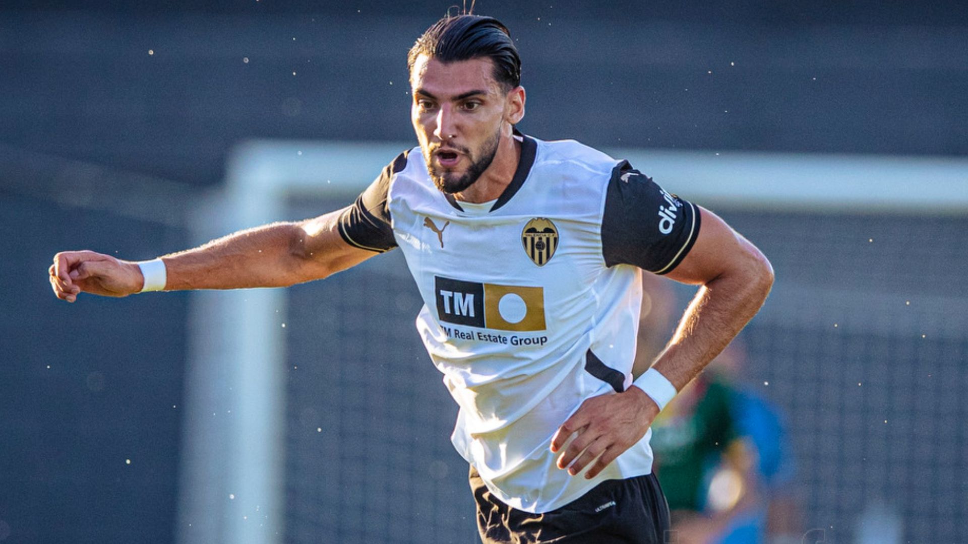 Rafa Mir no afina en su debut