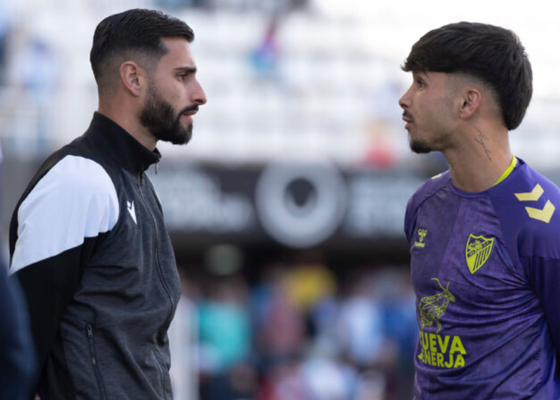 Racing de Santander, Ceuta y Deportivo insisten en su fichaje