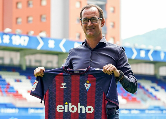 Arbilla habla sobre la salida de Joseba Etxeberria del Eibar