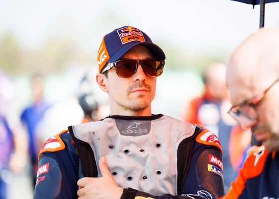 Maverick Viñales dice basta en Austin por su hombro y pasará por quirófano