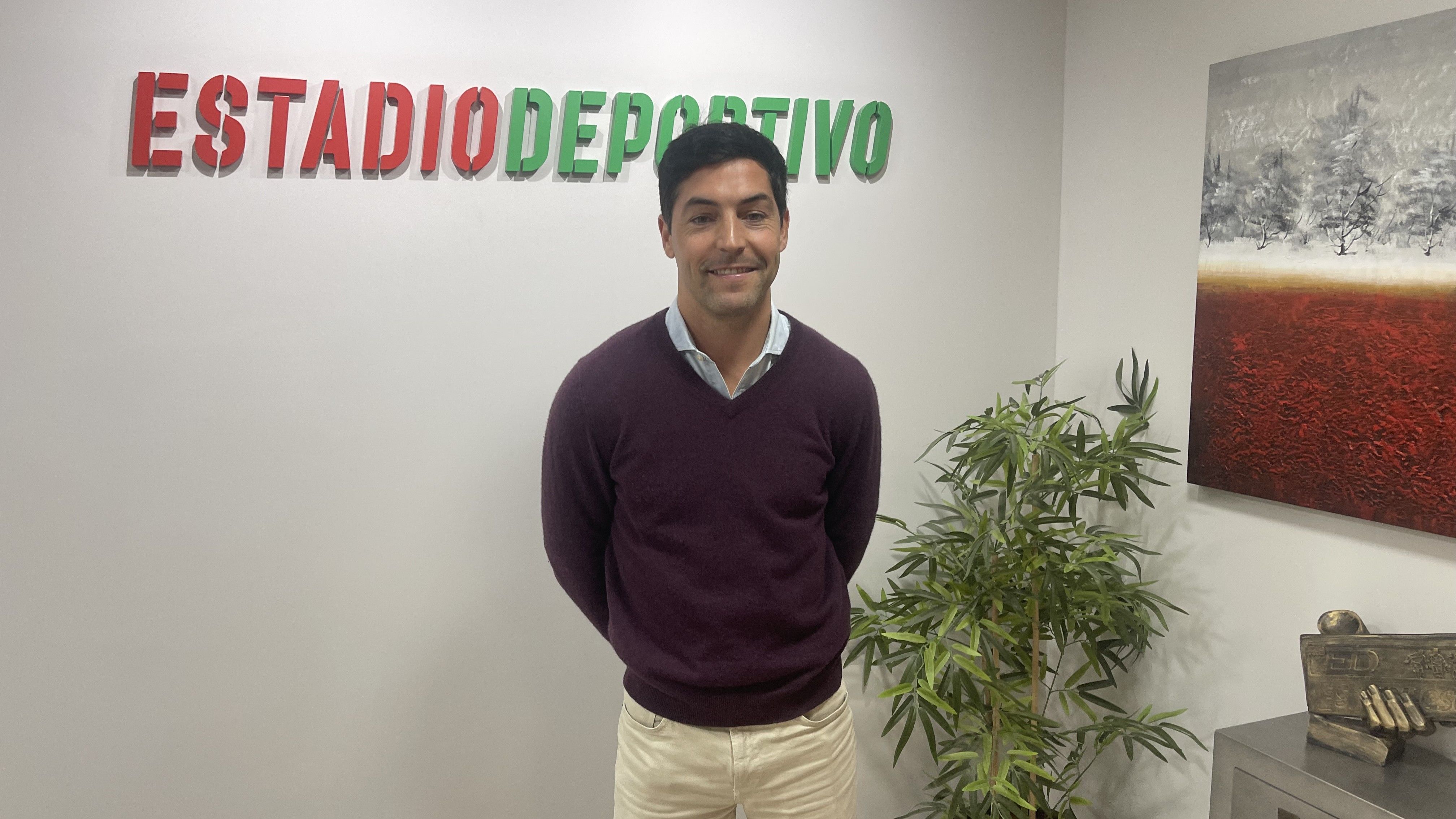 Borja Lasso sobre ganar El Gran Derbi: "Le daría un impulso anímico al Sevilla"