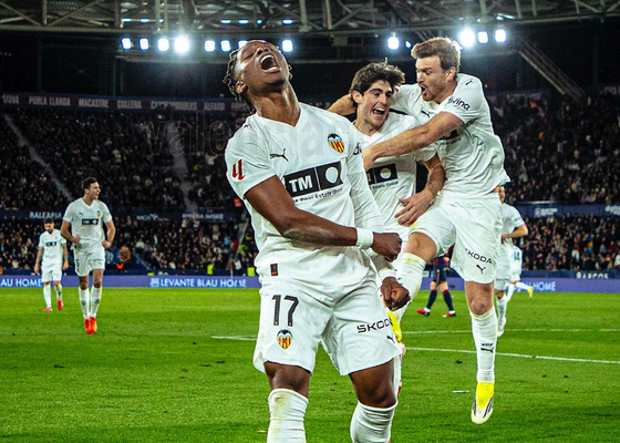 Levante 0-2 Valencia: Ramazani y Sadiq sentencian el derbi valenciano