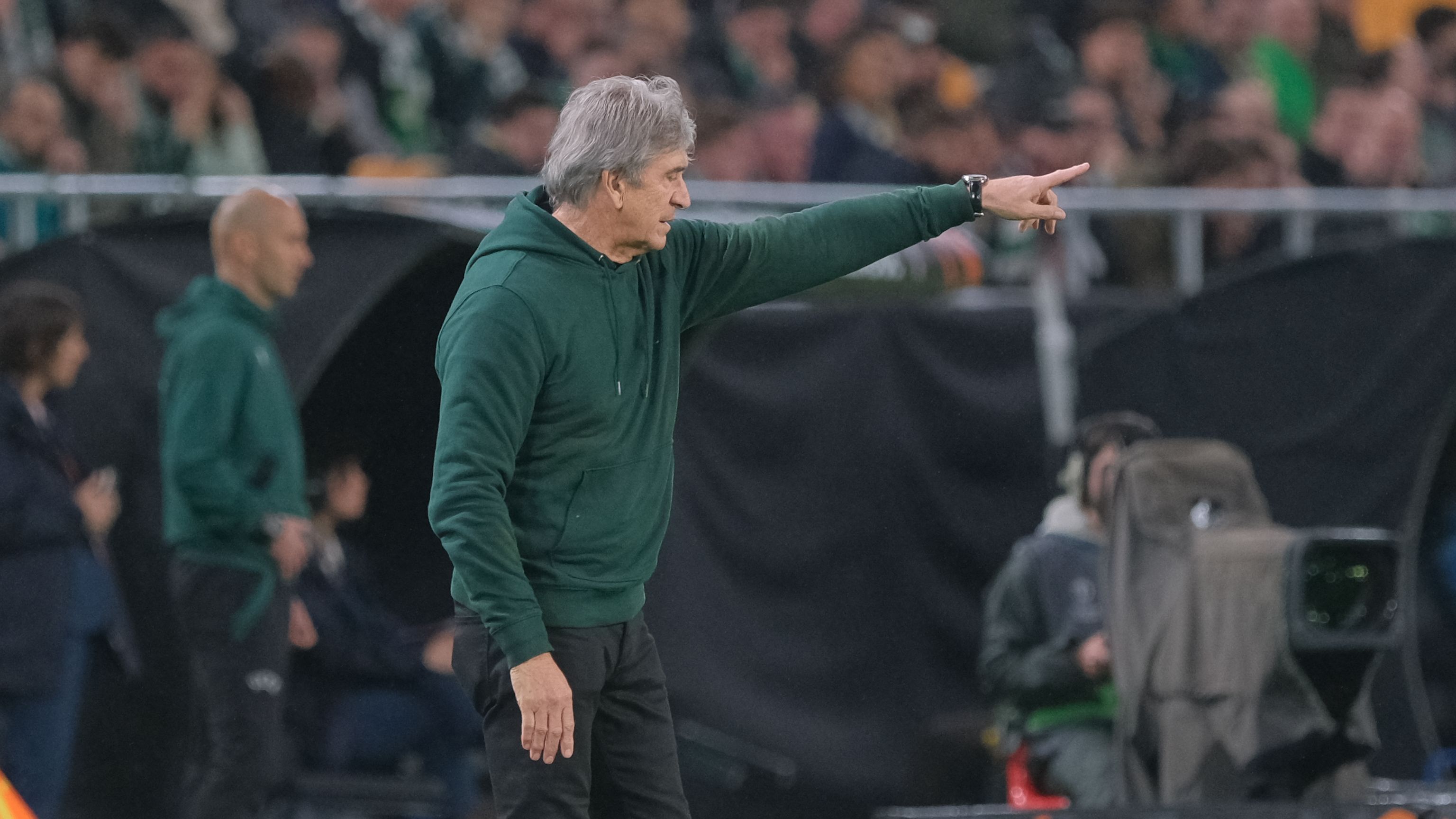 Jorge Pellicer, amigo de Pellegrini, no lo ve en Chile: "Vendría a arriesgar un prestigio ganado durante décadas"