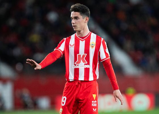 Arribas tranquiliza al Almería con una futura venta: "El Madrid no tiene nada que ver en mi salida"